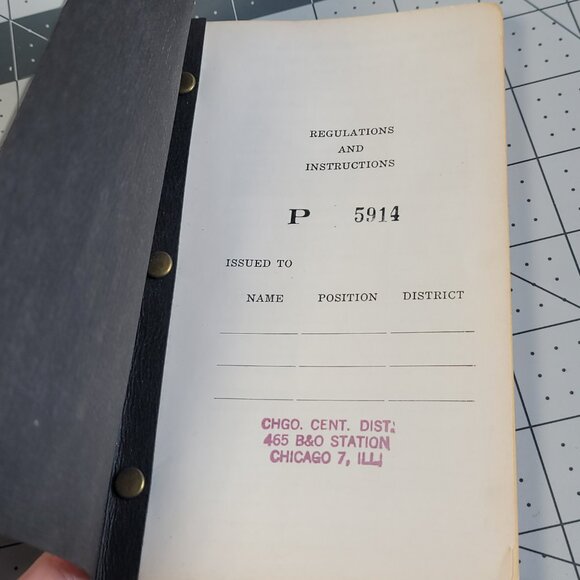 Instructions to Porters, Attendants and Bus Boys The Pullman Railroad Co Book - Picture 6 of 7